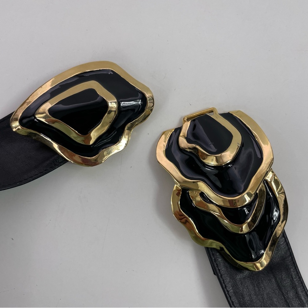 80s Black & Gold Oyster Statement Buckle Belt - Picture 9 of 15